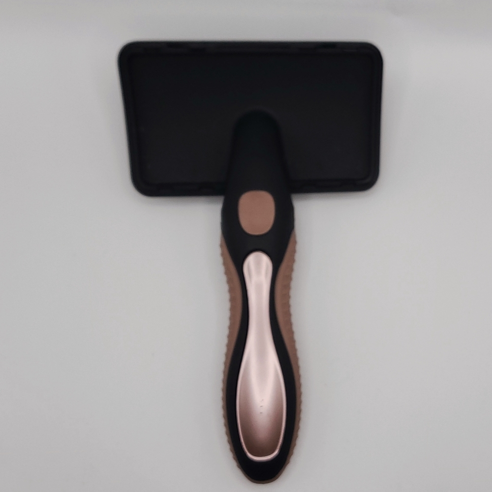 Well & Good  Cushion Slicker Brush, from Petco. - Picture 2 of 3